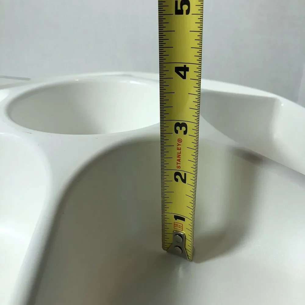 Tupperware Serving Tray Veggie Divided with Lid‎ 1665-1 No Dip Bowl White Large
